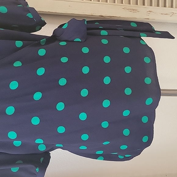 Halogen polka-dots navy blue wrap top women's size large - Picture 4 of 10